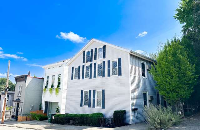 1132 Fuller St photos photos