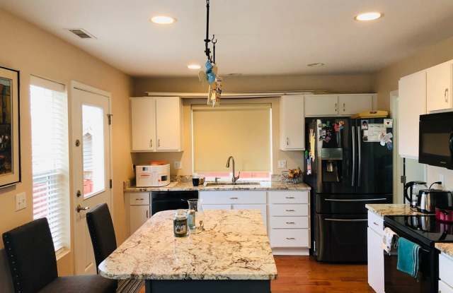 22675 NE Fern Reach Cir Gallery 2