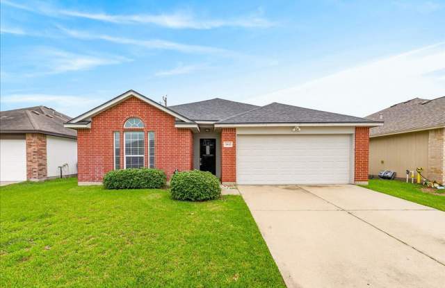 3810 Los Arroyos - 3/bedroom 2/bathroom - $2095.00/month photos photos