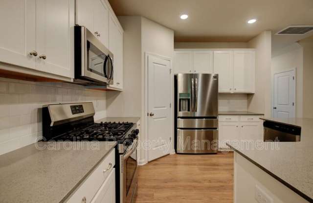 14061 Castle Nook Dr Gallery 2