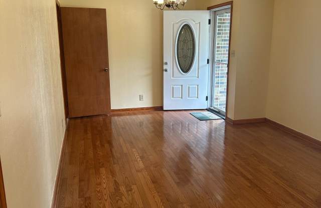 2835 Anderson Highway Gallery 2