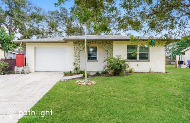 3945 La Palma Street - 3945 La Palma Street, Fort Myers, FL 33901