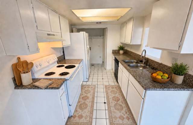6991 Kepler Dr Unit B Gallery 3