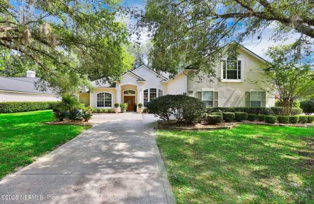 526 OAKMONT Drive photos photos