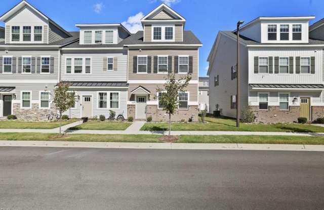 427 Asuza Street - 427 Asuza Street, Chesapeake, VA 23323