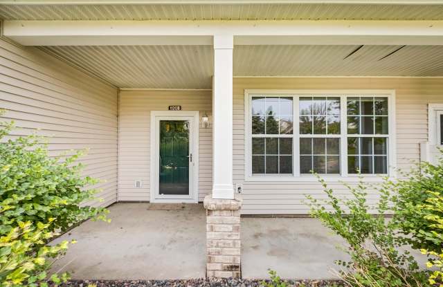 11313 Aberdeen Cir NE Unit B Gallery 3
