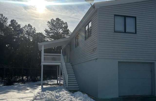 1501 WADE BLVD S unit: Upstairs photos photos