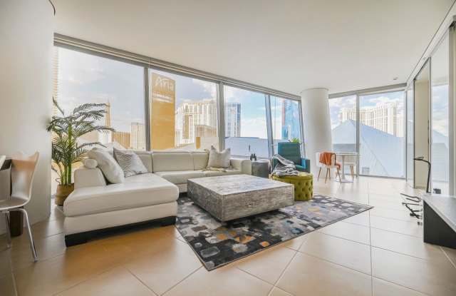 Luxury Corner Residence at Veer Towers – Fully Furnished, Turnkey, North Strip Views Gallery 1
