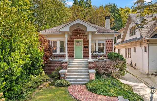 623 Page Avenue NE photos photos
