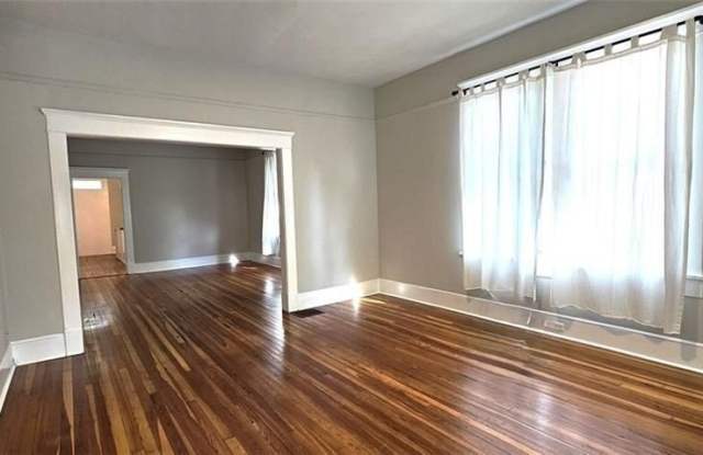 1047 Ridge Avenue photos photos