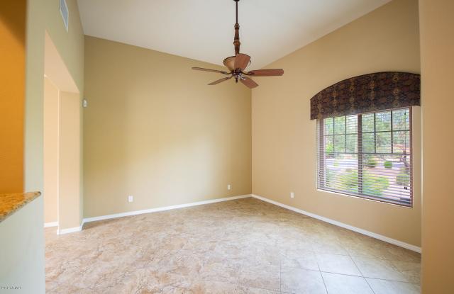 3935 E CAT BALUE Drive Gallery 4