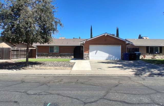 ***** COMING SOON- 3013 Freedom Lane Modesto, CA 95354 ***** photos photos