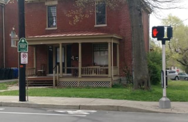 300 E Maxwell St #2 - 300 East Maxwell Street, Lexington, KY 40508
