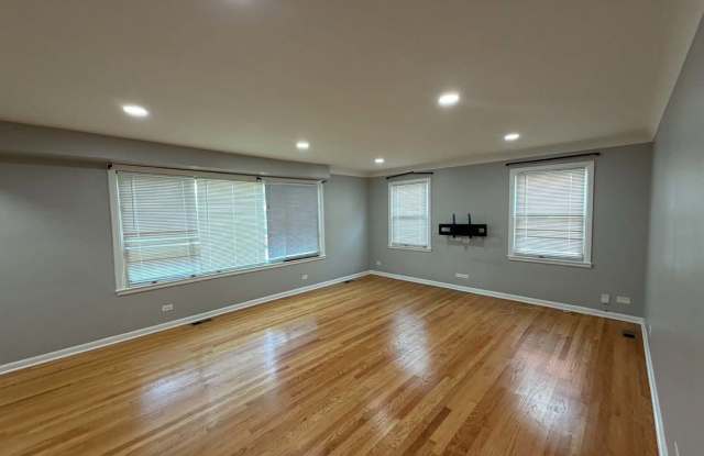 9243 Lynwood Drive Gallery 3