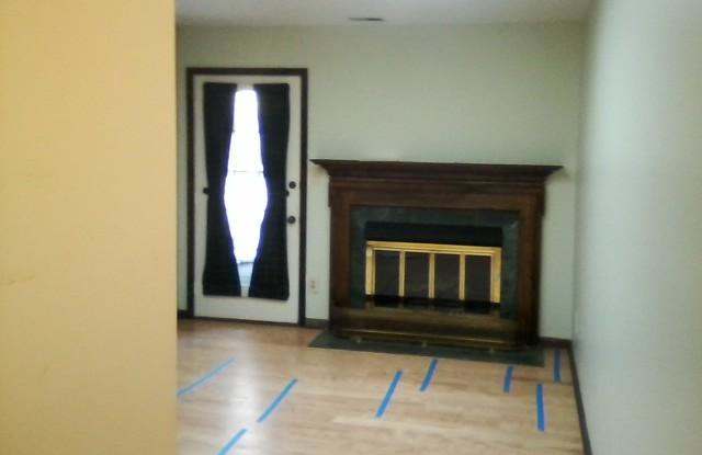 811 MIDSHIP CT Gallery 3