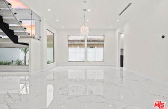 1439 Edris Drive Gallery 4