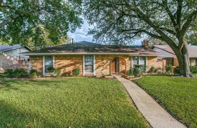1013 Carriagehouse Lane - 1013 Carriagehouse Lane, Garland, TX 75040
