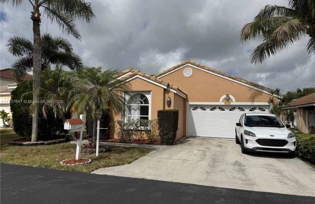 113 Rosewood Ln photos photos