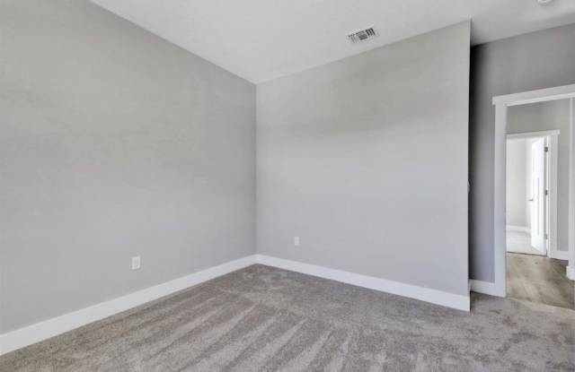 506 Liberty Ct Gallery 3