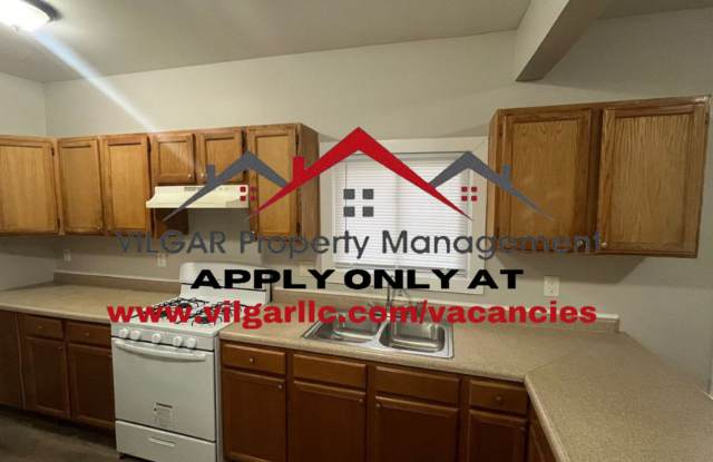 Complete home! 3 bedrooms, 1 bath home in Hammond, IN - 6231 Monroe Avenue, Hammond, IN 46324