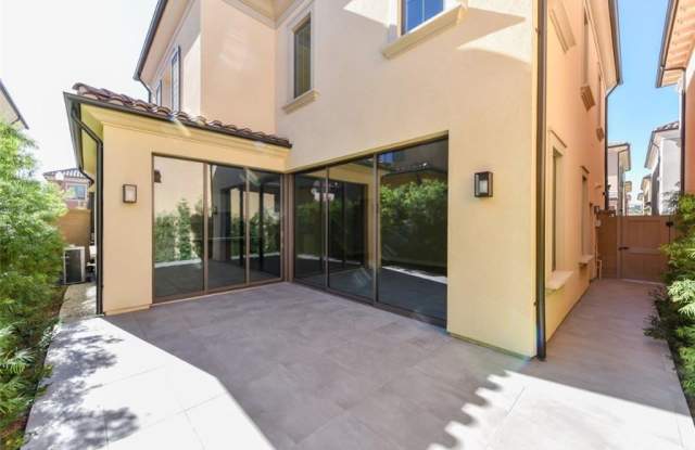 145 Linda Vista Gallery 3