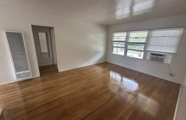 2441 Silver Lake Blvd.D photos photos