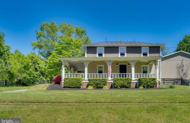 750 S 20TH Street - 750 South 20th Street, Purcellville, VA 20132