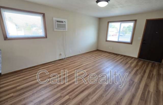 5227 N Crestline St. photos photos