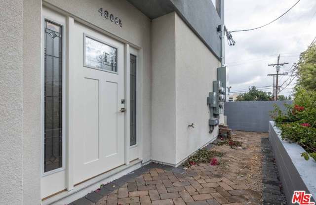 4806 Elmwood Ave - 4806 Elmwood Avenue, Los Angeles, CA 90004