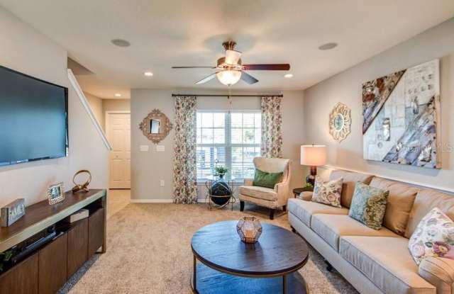 10434 RIVERCREST DRIVE Gallery 2