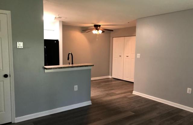 1205 RAVEN WOOD CT #102 - 1205 Raven Wood Court, Riverside, MD 21017