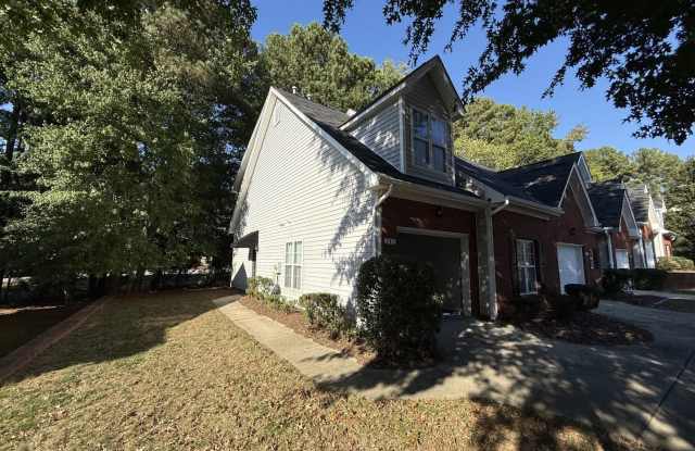 3 Bd 2.5 Ba end unit townhouse Gallery 4