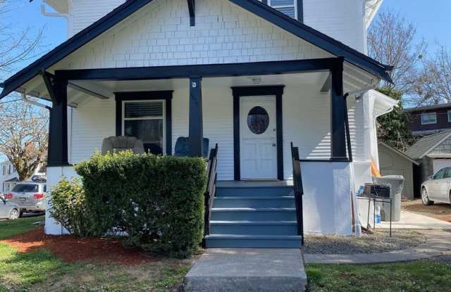 Beautifully Remodeled 7-Bed House - 2677 Northwest Arnold Way, Corvallis, OR 97330