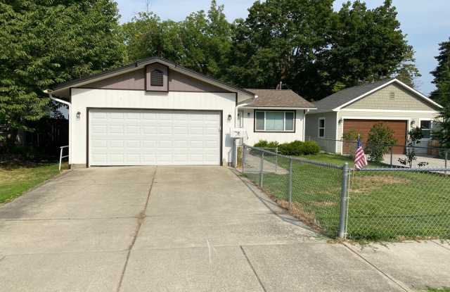Downtown Home for Rent Available 10/15/25! photos photos