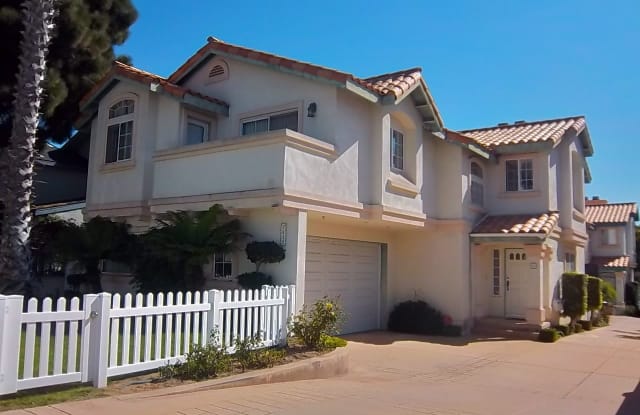 2418 Harriman Ln - 2418 Harriman Lane, Redondo Beach, CA 90278