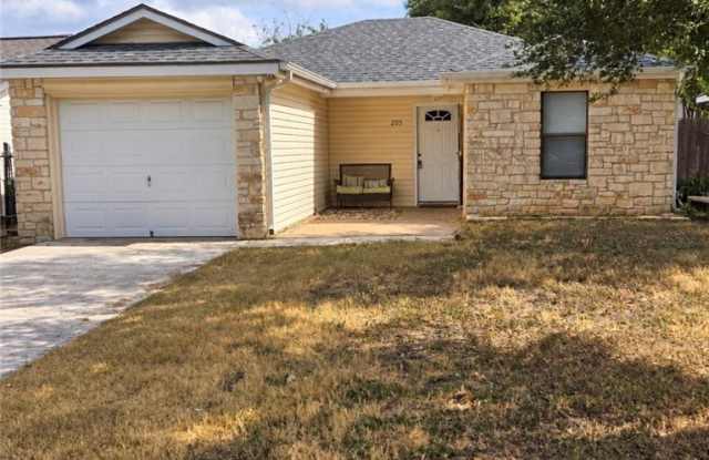 205 Carol Court Gallery 1
