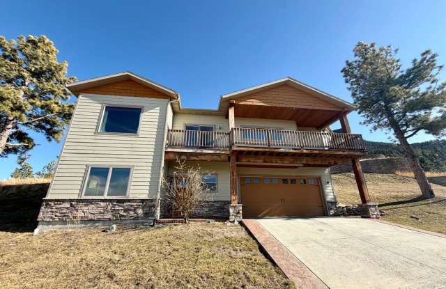 Beautiful 3 Bed 3 Bath Single Family Home with Attached Garage and Stunning Views! photos photos