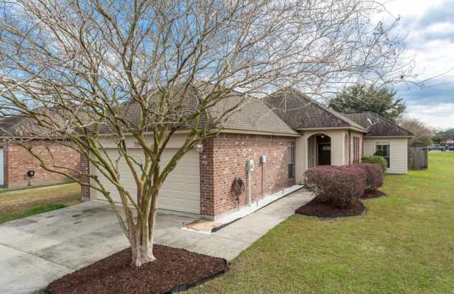 735 Fall Creek Drive photos photos