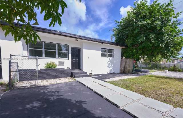 11501 NW 27th Ave photos photos