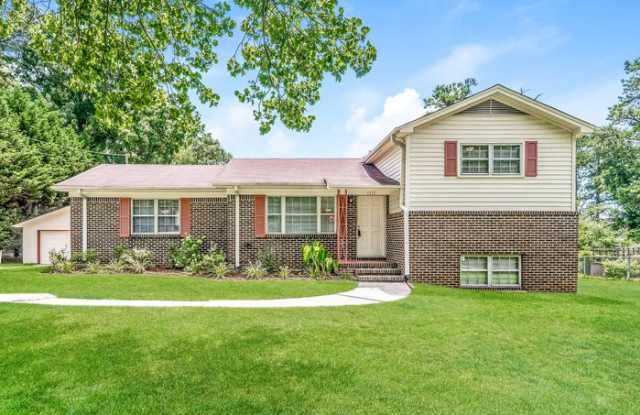 1119 Meadow Lane - 1119 Meadow Lane, Gardendale, AL 35071