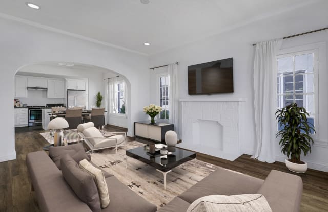 451 North Orange Grove Avenue 1/2 - 451 North Orange Grove Avenue, Los Angeles, CA 90036