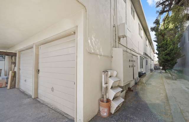 208 Avenue H photos photos