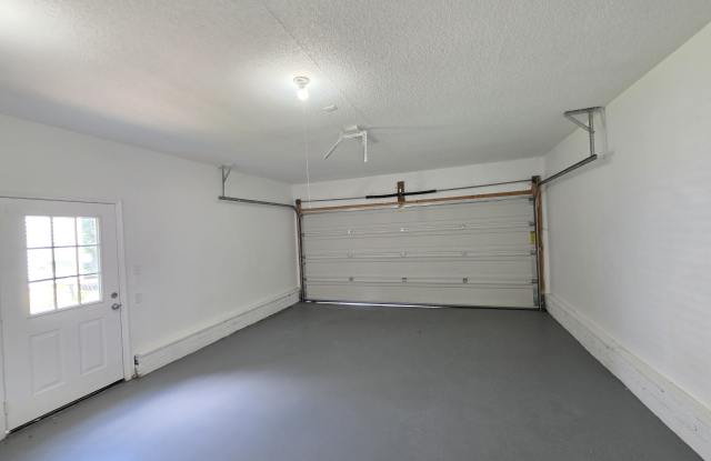 232 Hampton Drive Gallery 4