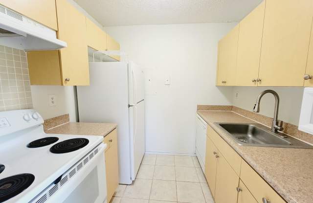 1089 N Benoist Farms Road, #102 - 1 photos photos