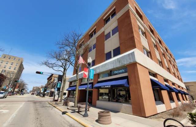131 South Main Street - 131 South Main Street, Fond du Lac, WI 54935