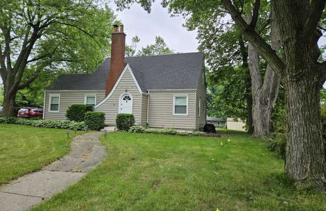 36 Deerpath Rd photos photos