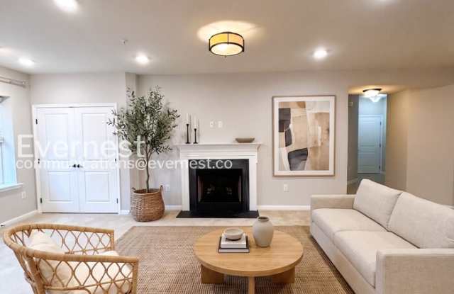14001 Briars Circle Gallery 1