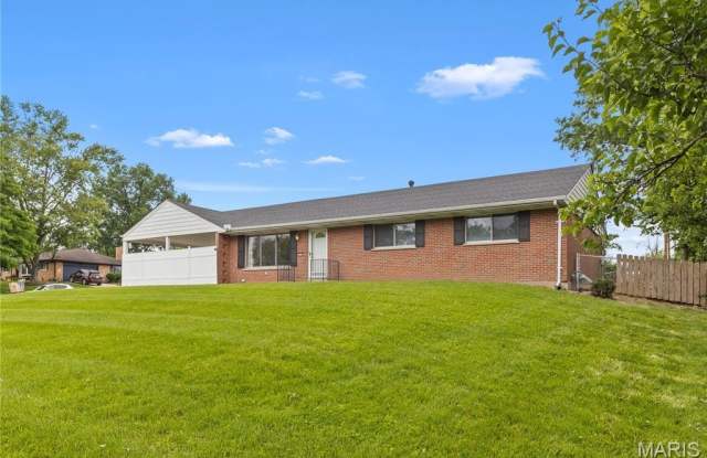 1001 Schulte Road Gallery 2