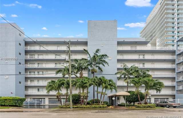 677 NE 24th St - 677 Northeast 24th Street, Miami, FL 33137