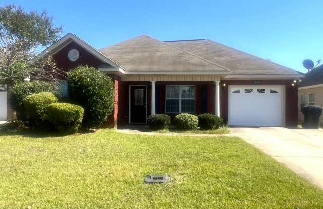 Super Cute 3BD/2B Home Gallery 1